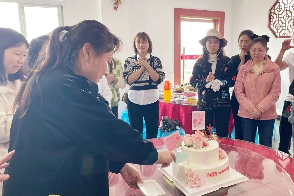 獻禮3.8節|勇做攀登者，奮進新未來