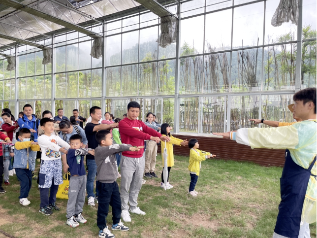 品味經典 筑夢童年 爭做新時代好少年